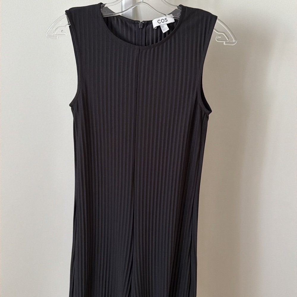 COS black pleated wide leg jumpsuit, size XS - Picture 5 of 12